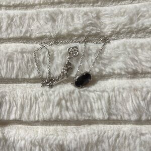 kinda scott necklace